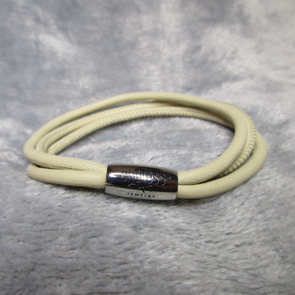Endless 3 String Nude Leather Bracelet Silver Clasp By JLO 8 inch NEW A66